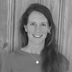 Kathy Manners - Adult & Children Psychotherapist