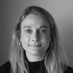 Ella Deeks